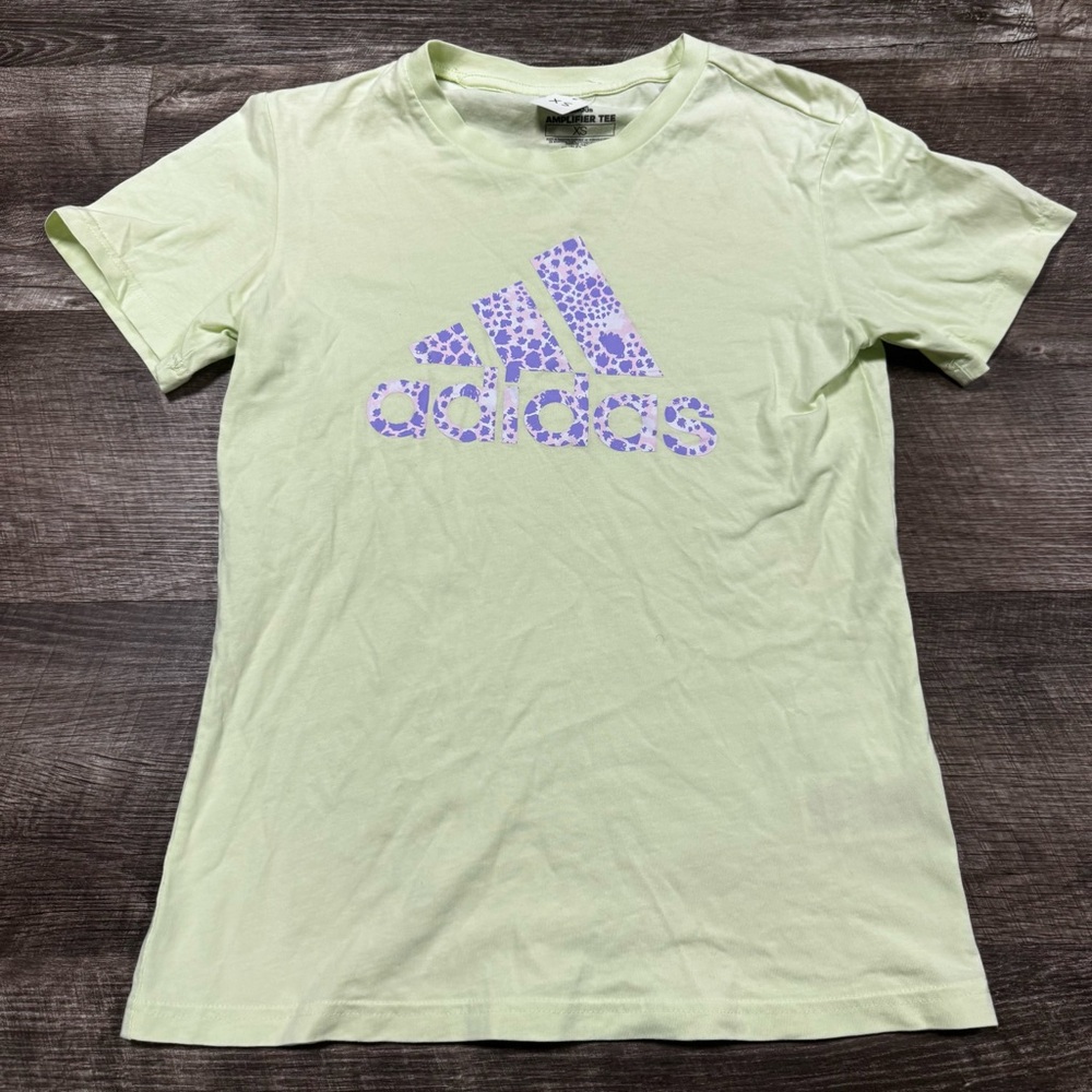 Adidas Amplifier Tee Size XS